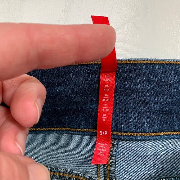 Spanx Womens Skinny Jeans Sz Small Wash Distressed Blue Ankle Stretchy Travel - Picture 9 of 15